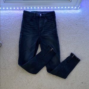 Black Zipper Jeans